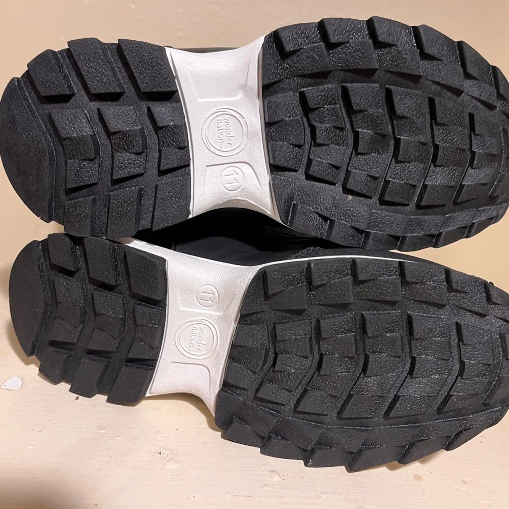 Wonder Nation Kids Black and Red Snow Boots